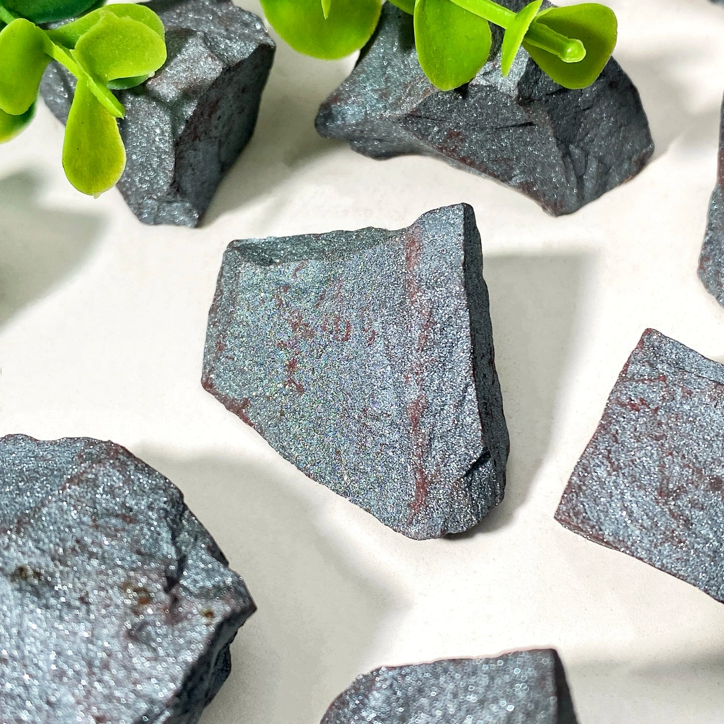 Random 1PC High Quality Hematite Raw Stone Natural Crystal Raw